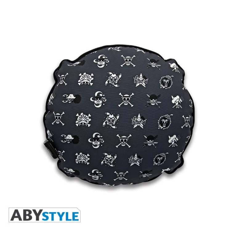 one-piece-cushion-skull3.jpg